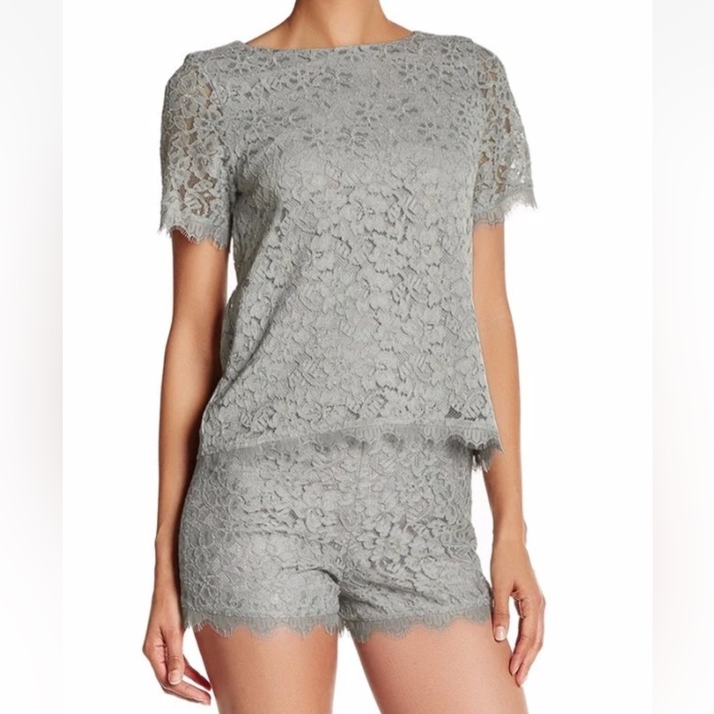 Dvf lace shorts size 6